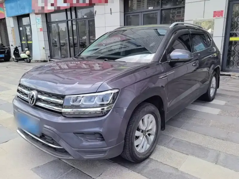 Volkswagen Tharu