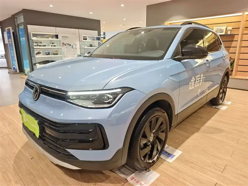 Volkswagen Tharu