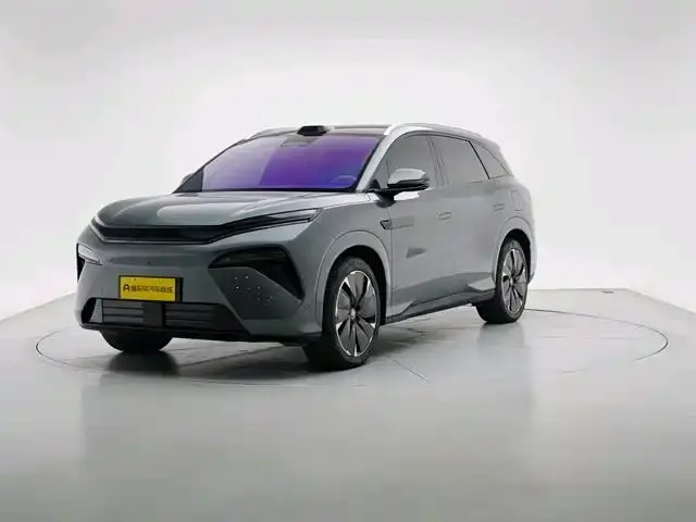 BYD Tang L