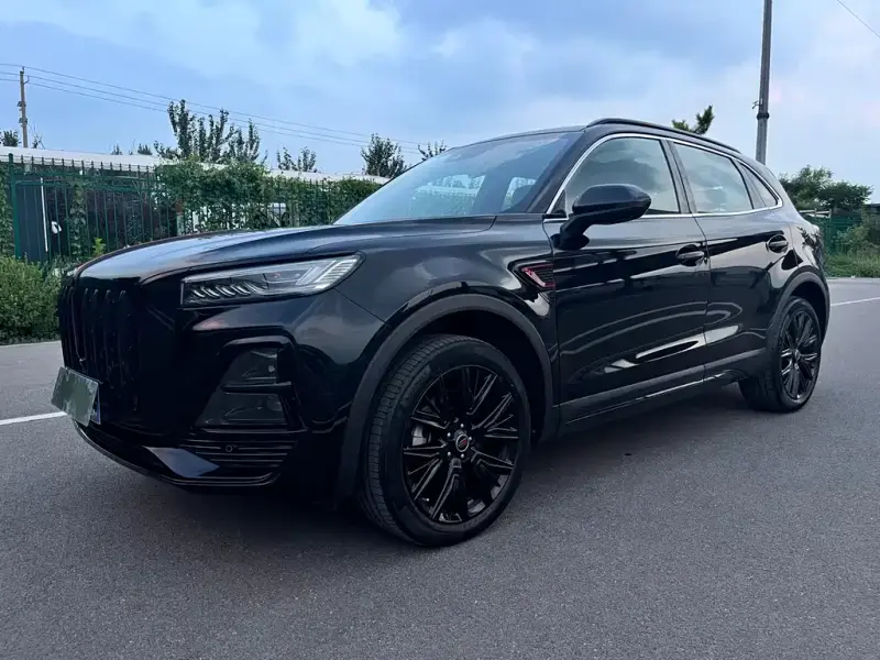 Hongqi HS5