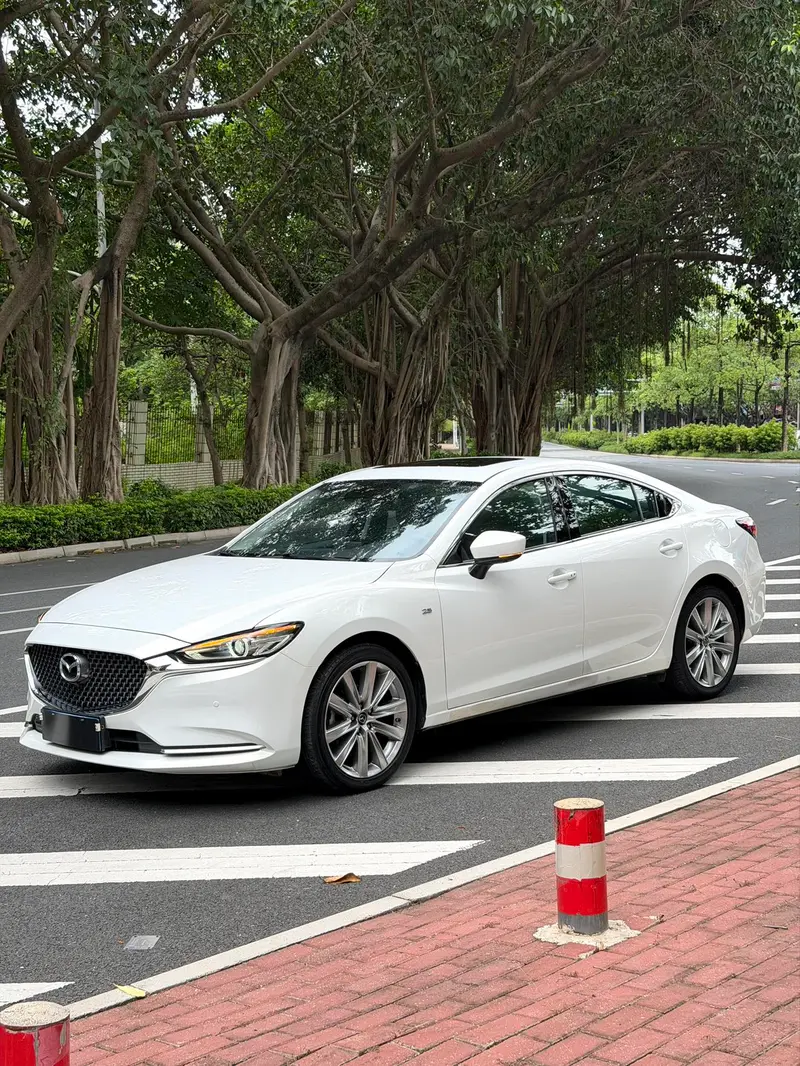 Mazda Atenza