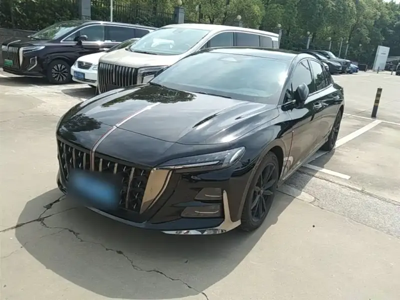 Hongqi H6