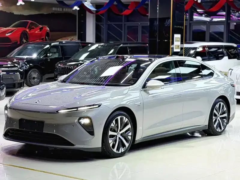 NIO ET7