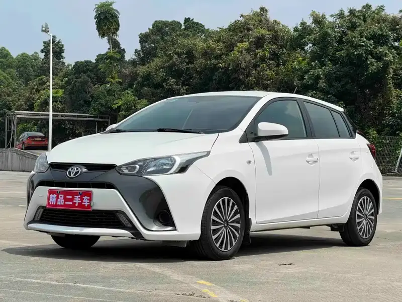 Toyota Yaris L