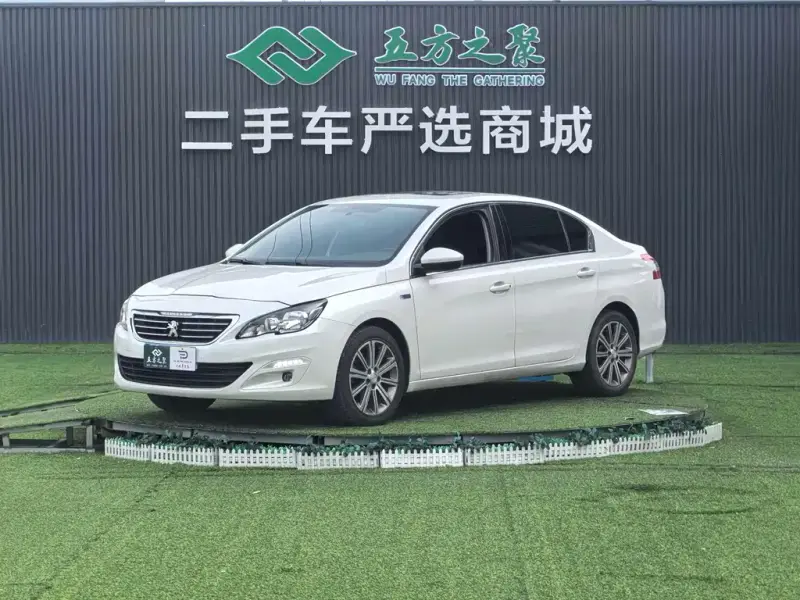 Peugeot 408