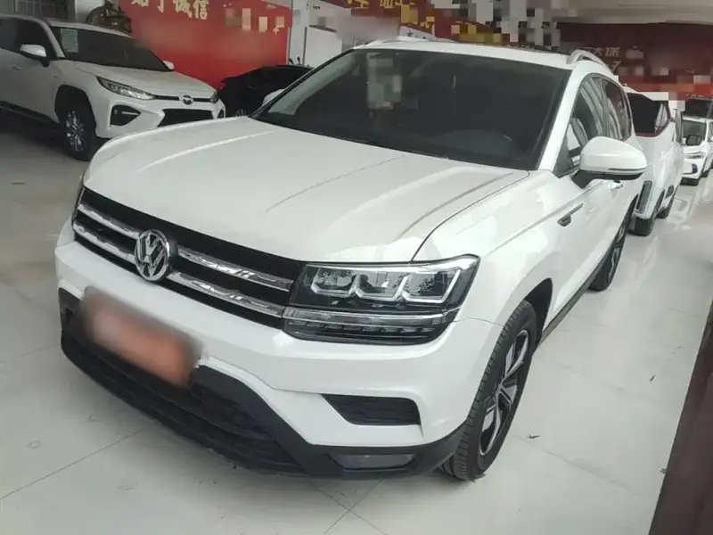 Volkswagen Tharu