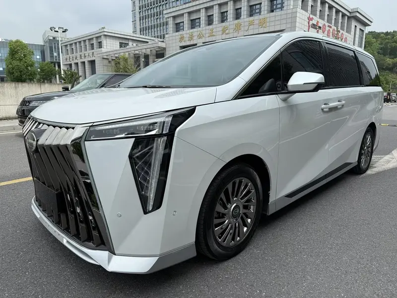 GAC Trumpchi Trumpchi M8