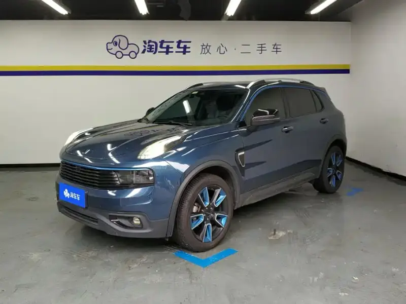 Lynk & Co 01