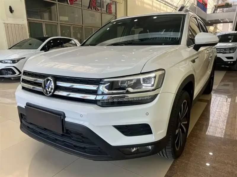 Volkswagen Tharu