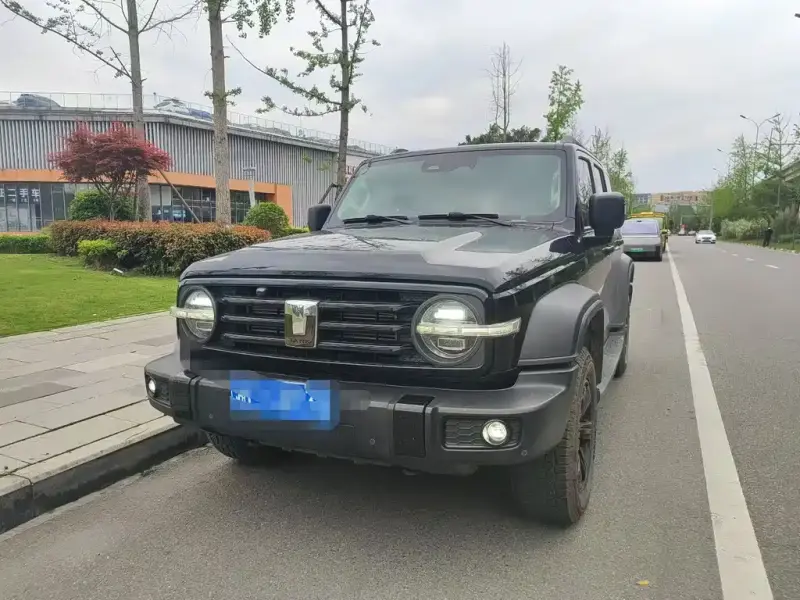 Tank 300