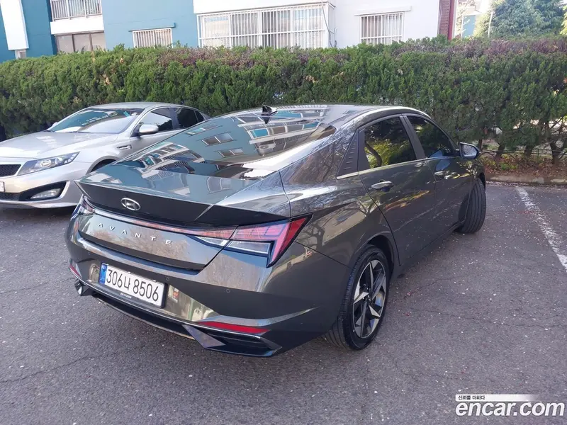 Hyundai AVANTE