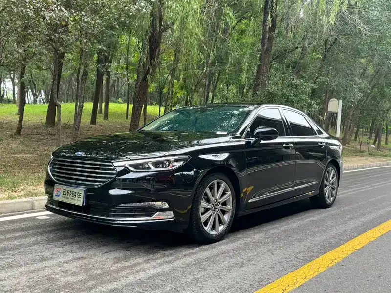 Ford Taurus