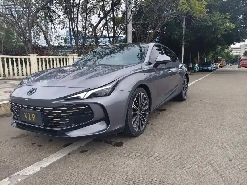 MG MG7