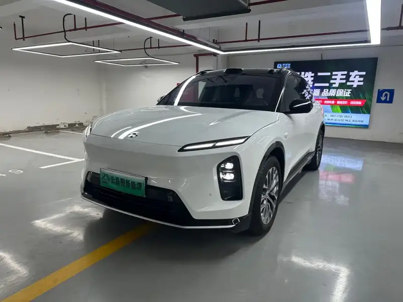 NIO ES6