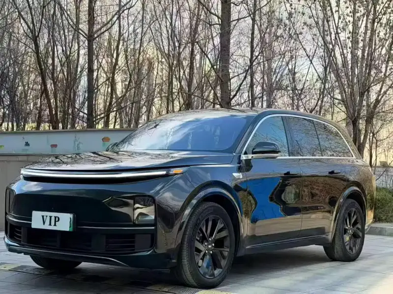 Li Auto L8