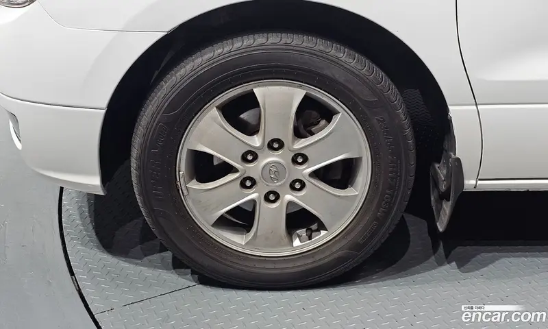 Hyundai H-1