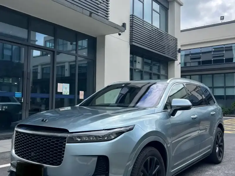 Li Auto ONE
