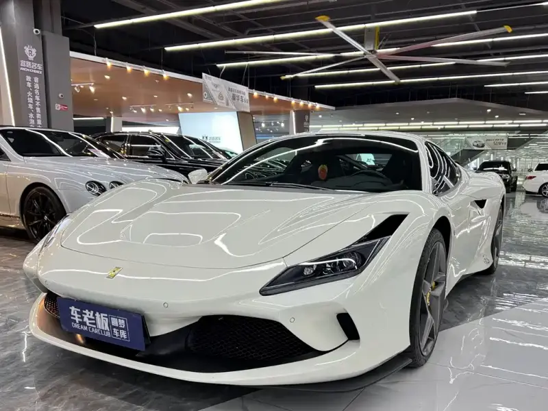 Ferrari F8