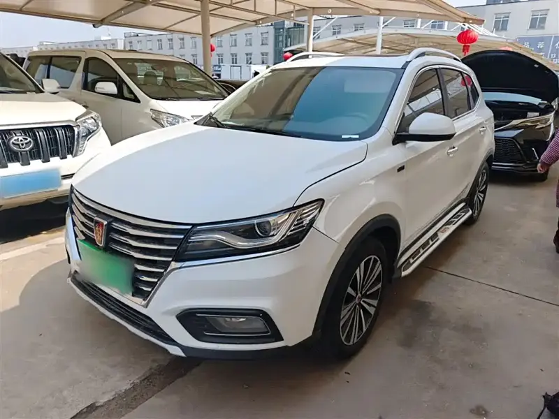 Roewe MG HS (RX5)