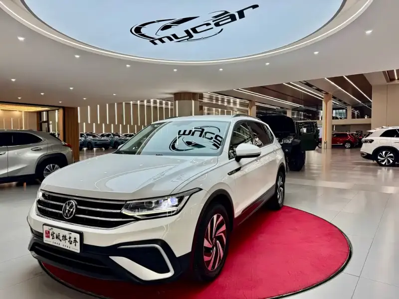 Volkswagen Tiguan L