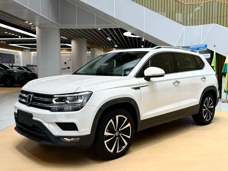 Volkswagen Tharu