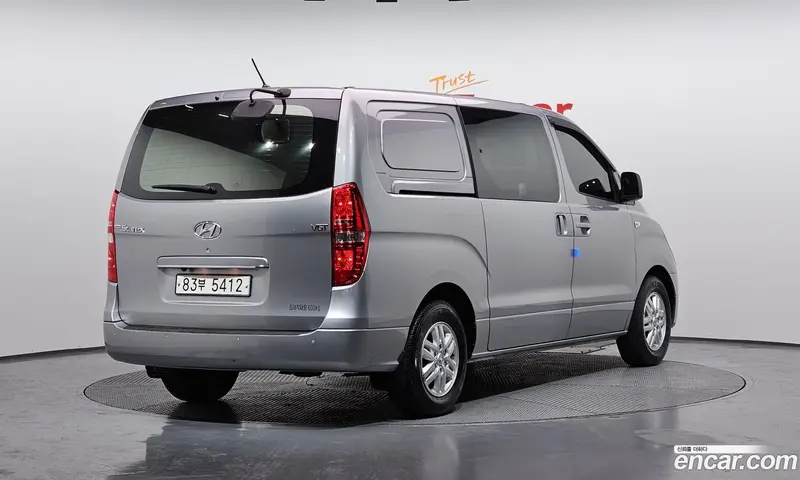 Hyundai H-1
