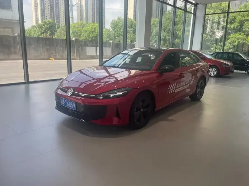 Volkswagen Lamando