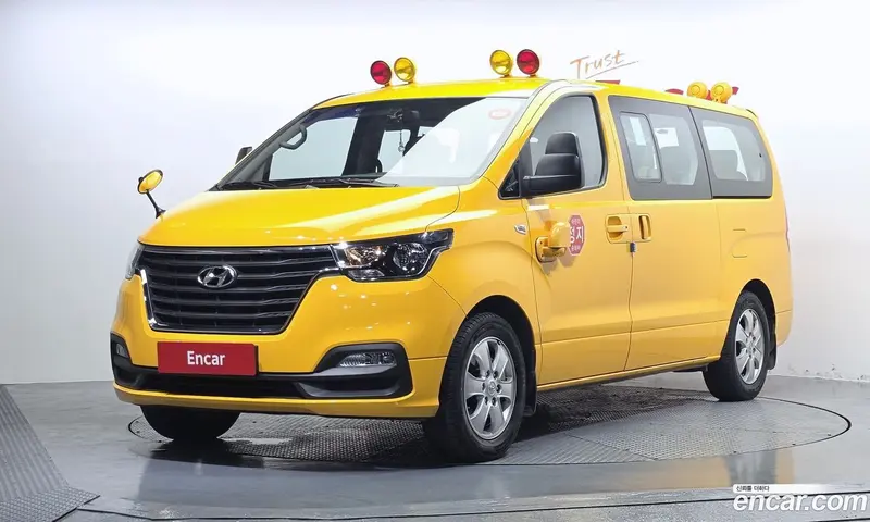 Hyundai H-1