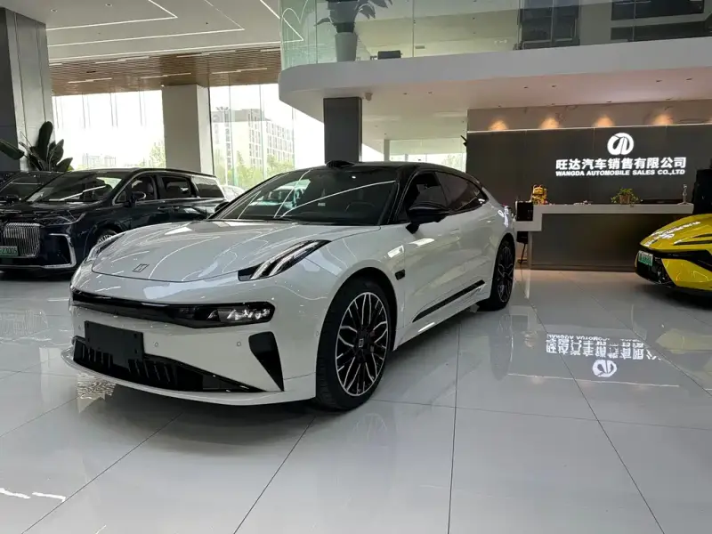 Zeekr 001