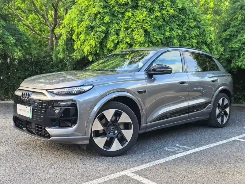 Audi Q6L e-tron