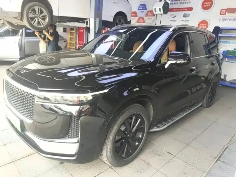 Li Auto ONE