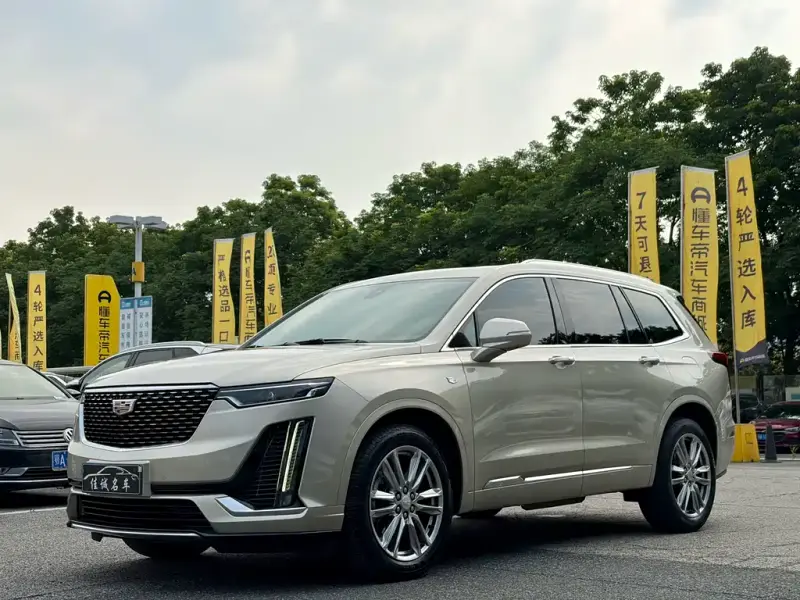 Cadillac XT6