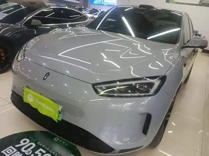 AITO M5
