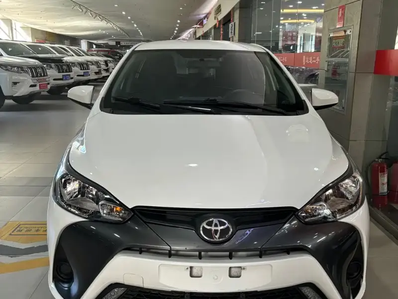 Toyota Yaris L