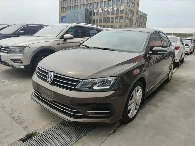 Volkswagen Sagitar