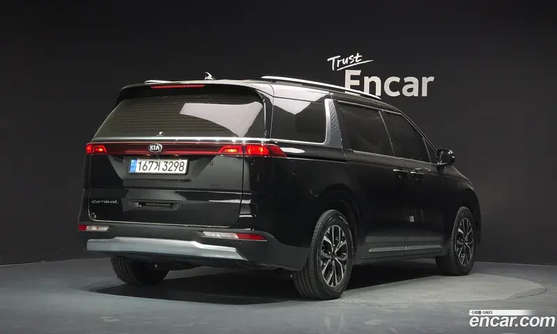 Kia Carnival (Canival)