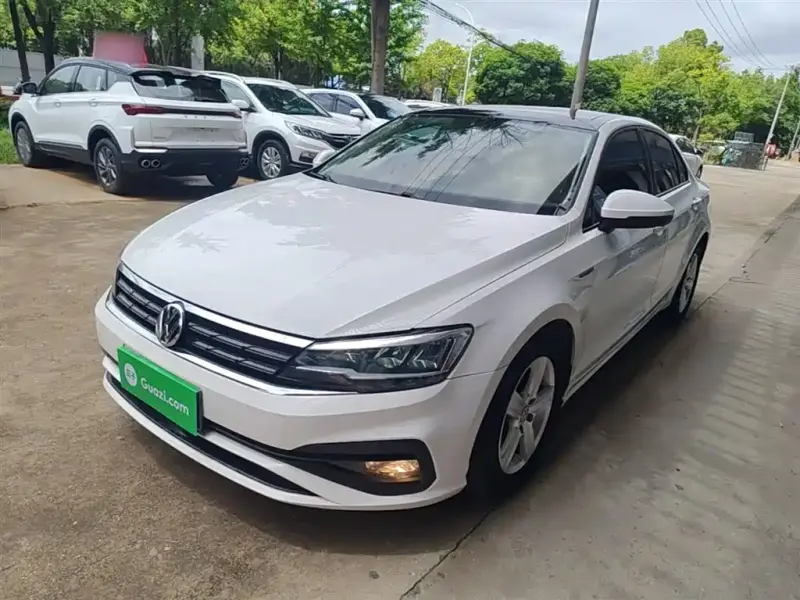 Volkswagen Lamando