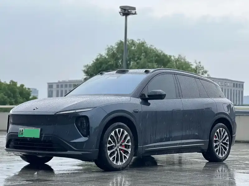 NIO ES6