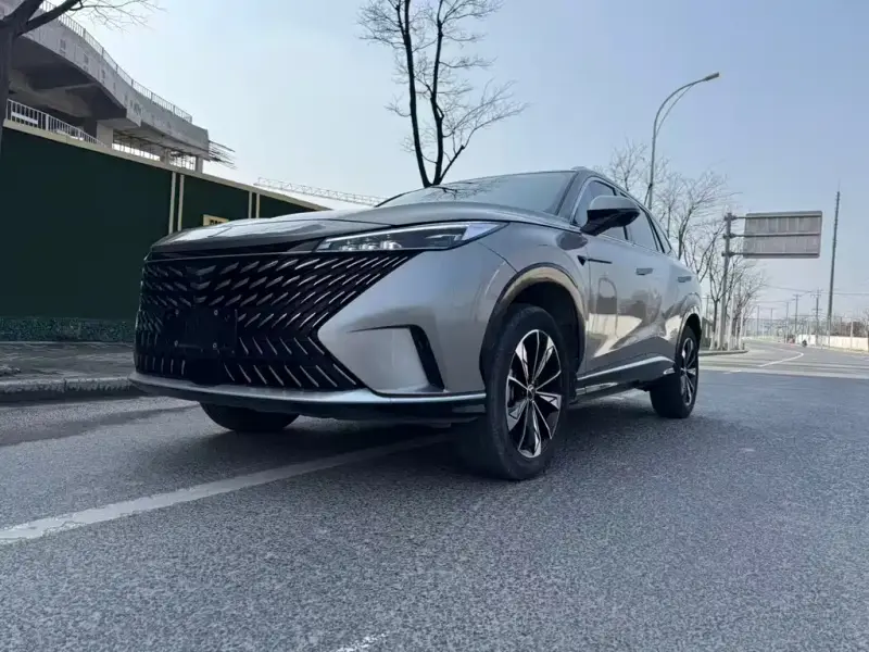 Roewe MG HS (RX5)