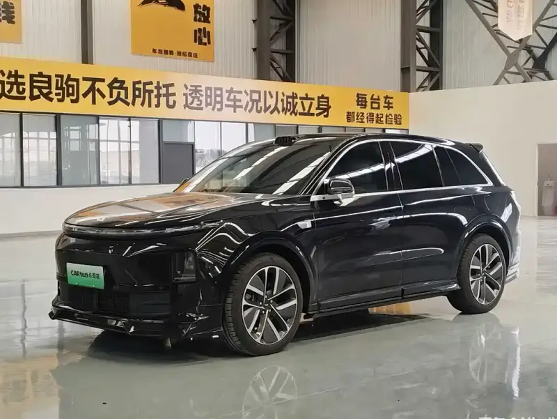 Li Auto L6
