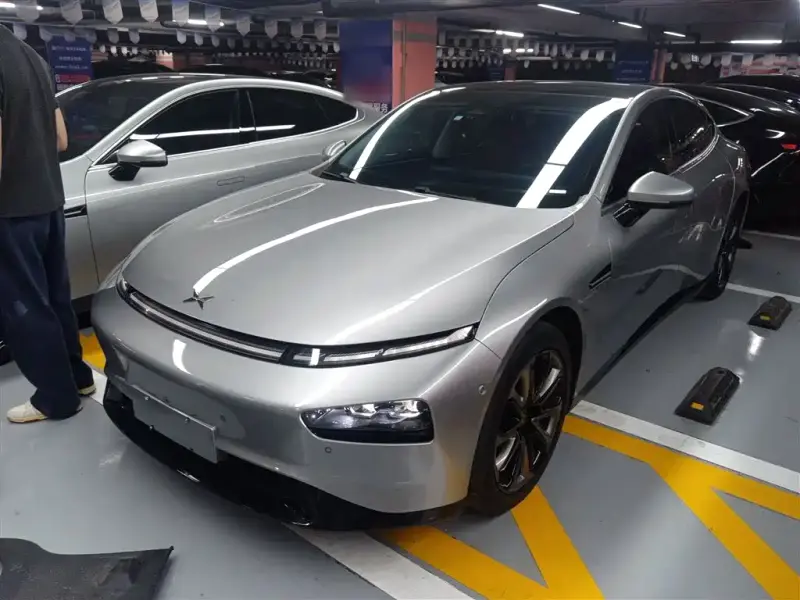 XPeng P7
