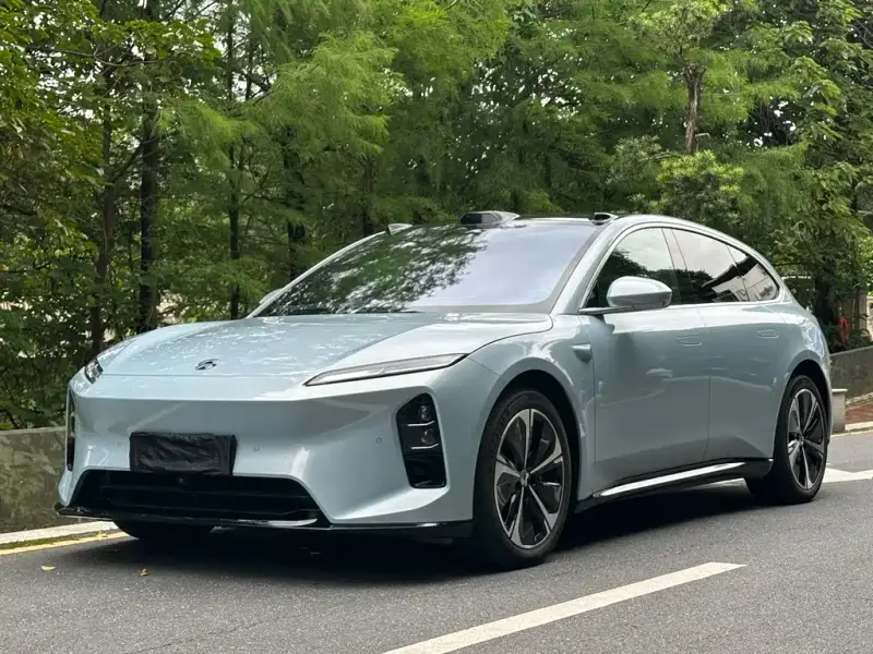 NIO ET5T