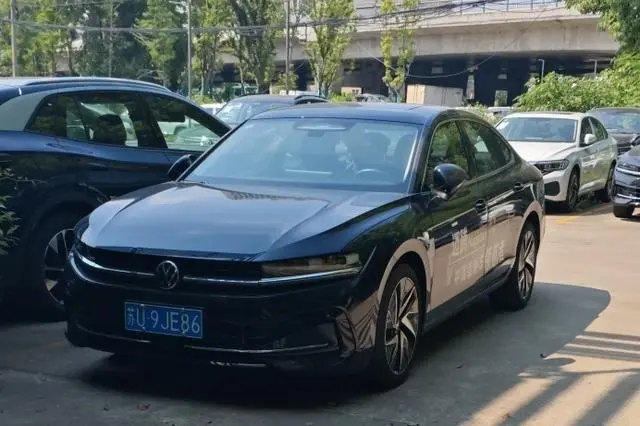 Volkswagen Magotan