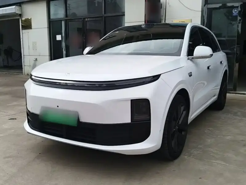 Li Auto L6