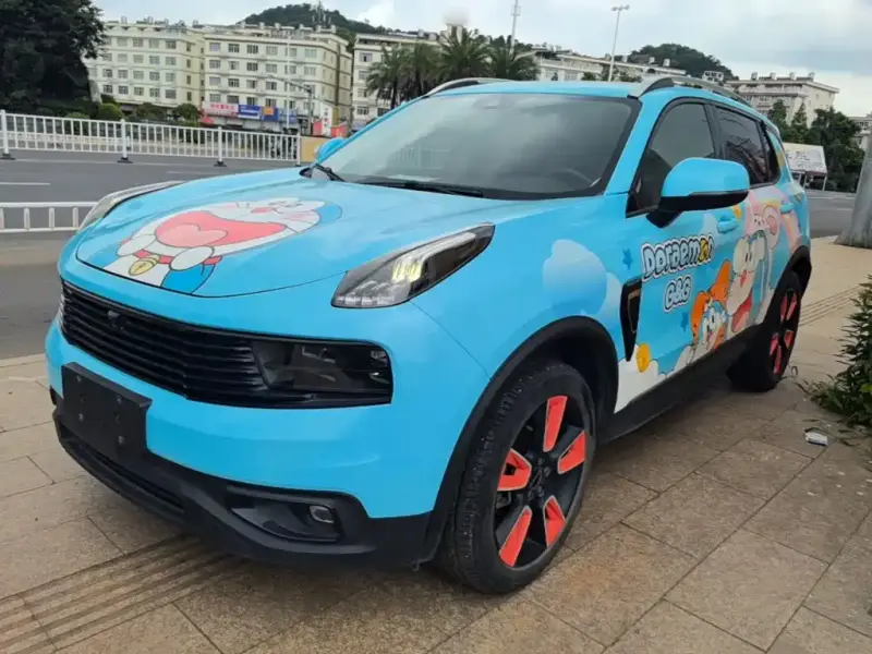 Lynk & Co 01