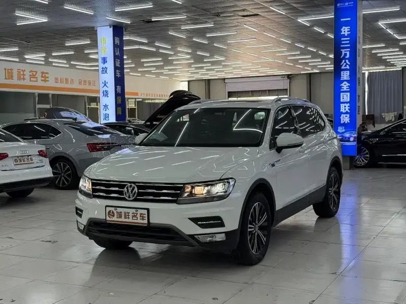 Volkswagen Tiguan L