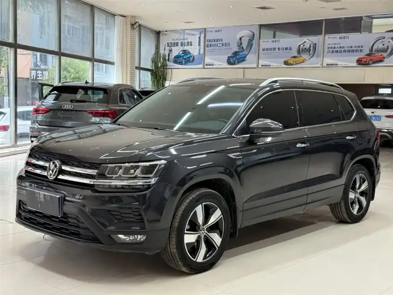 Volkswagen Tharu