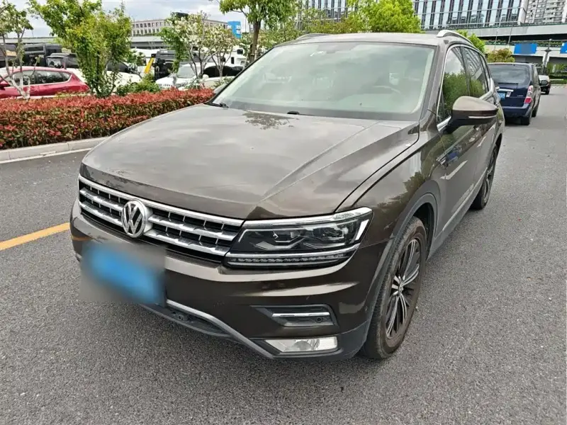 Volkswagen Tiguan L