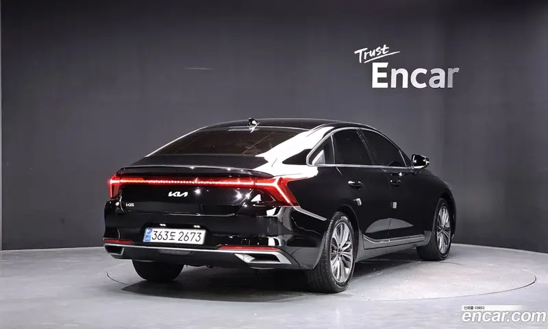 Kia K8