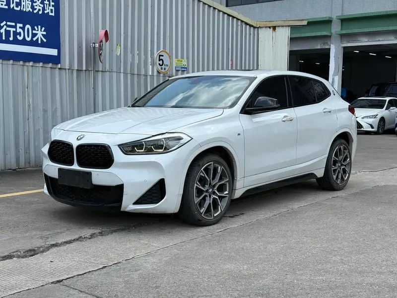 BMW X2